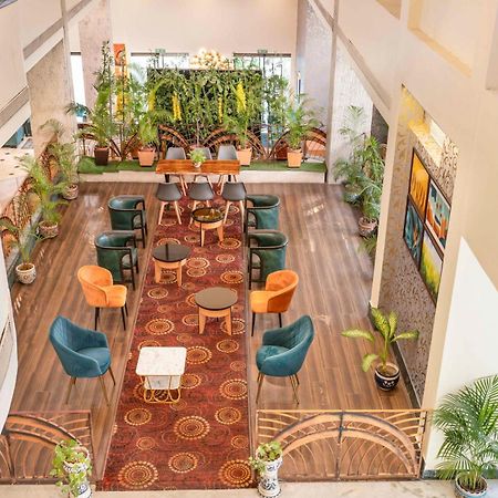 כלכותה Indismart Hotel מראה חיצוני תמונה