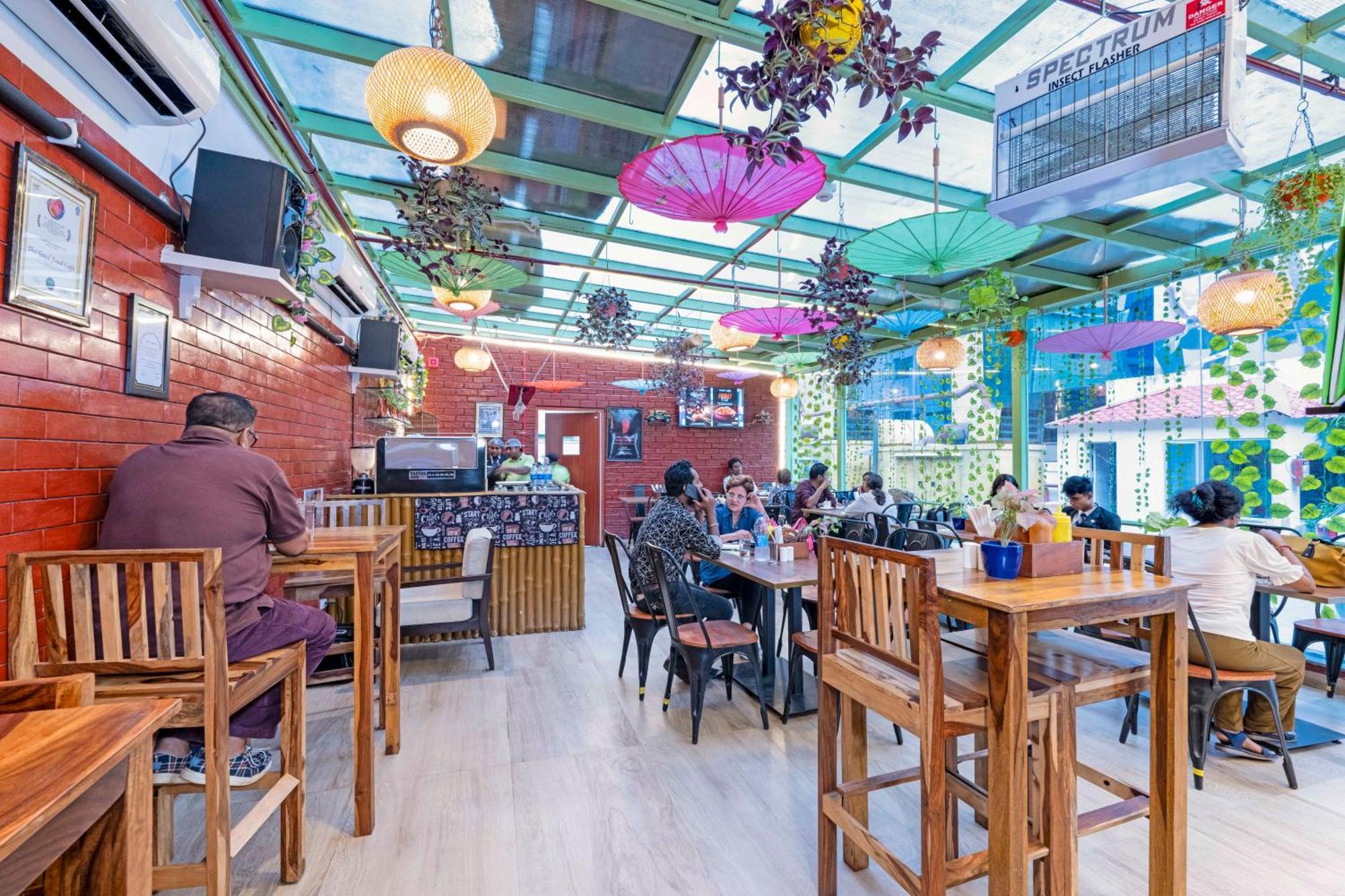 כלכותה Indismart Hotel מראה חיצוני תמונה
