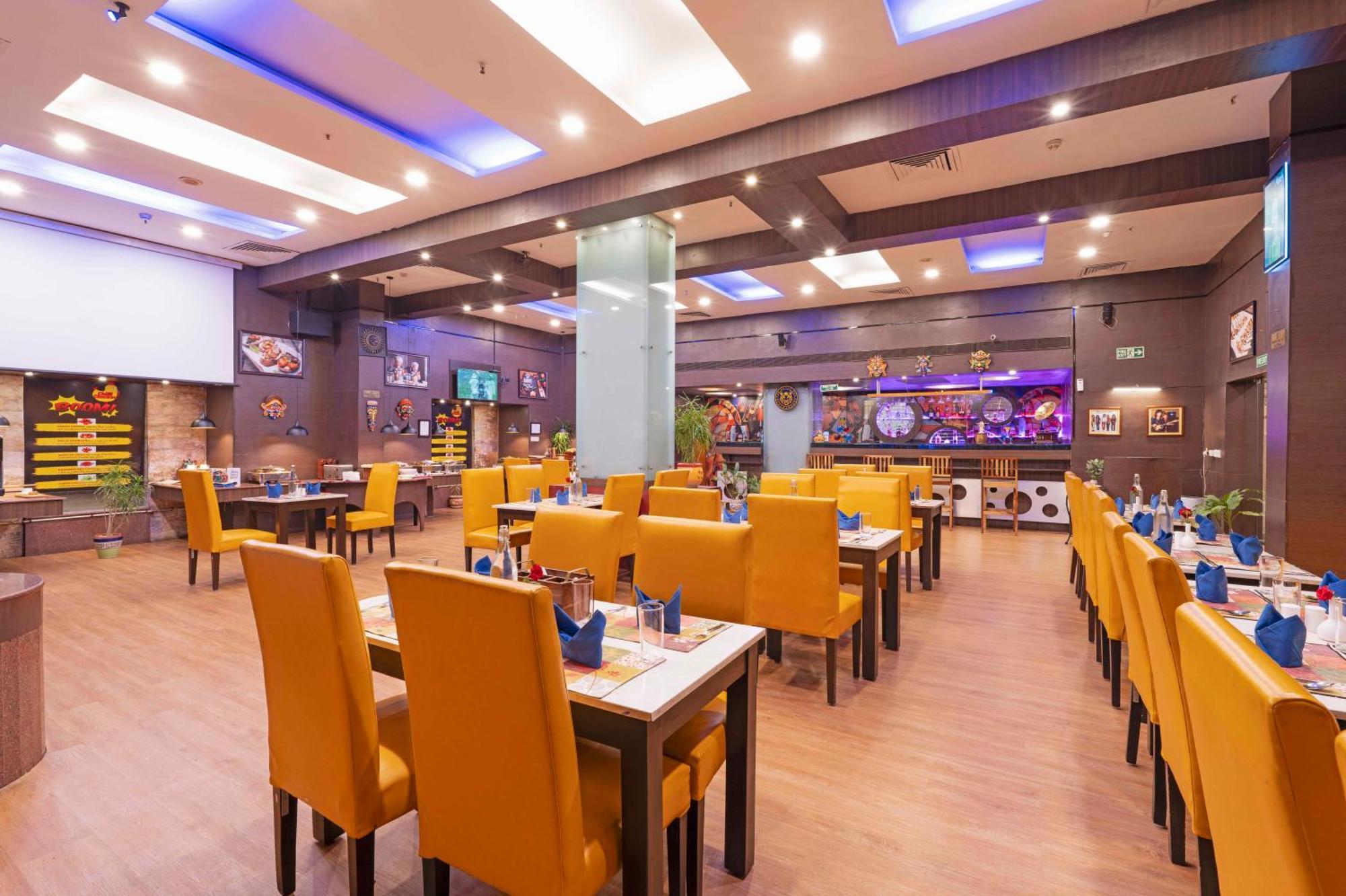 כלכותה Indismart Hotel מראה חיצוני תמונה