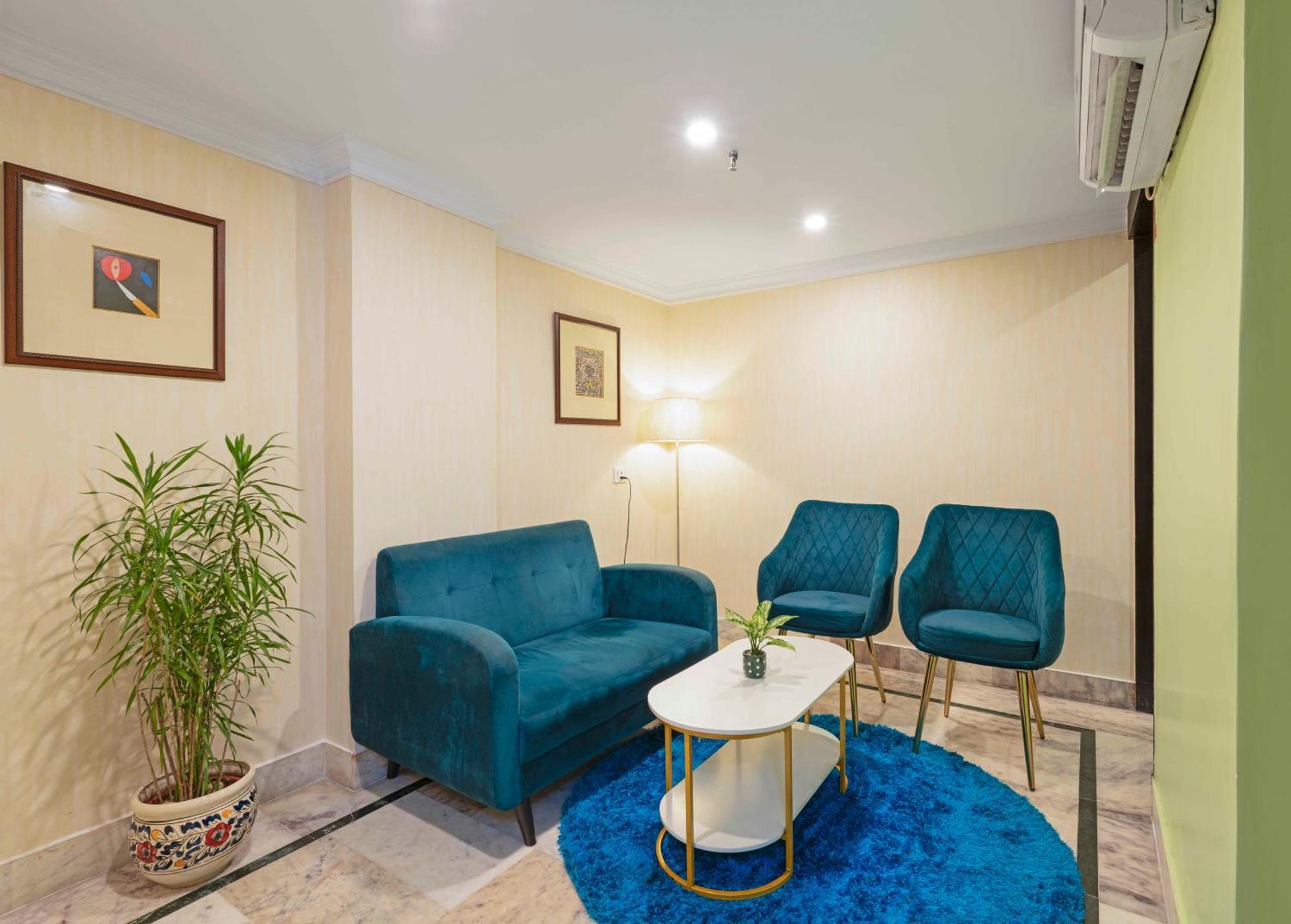 כלכותה Indismart Hotel מראה חיצוני תמונה